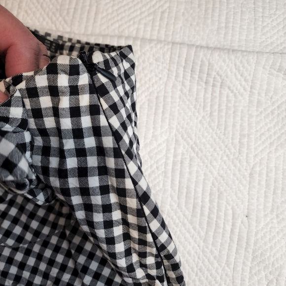 Zara Checkered Skort Black White Plaid Size Medium (Looks To Run Small) - Picture 5 of 7